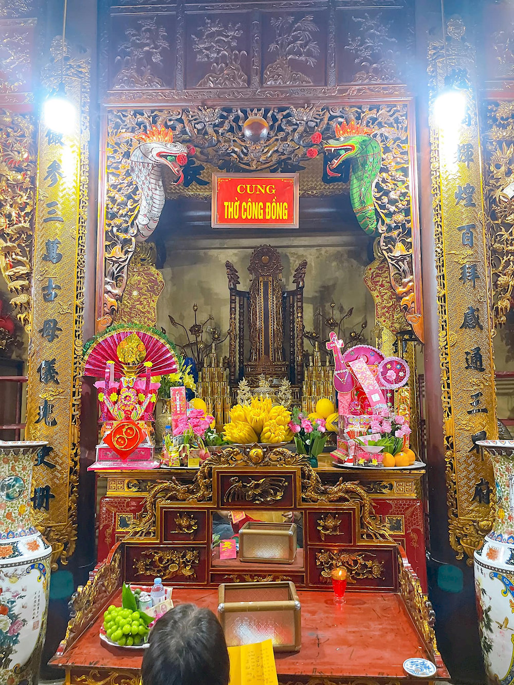 Cung thờ Công đồng hoành tráng